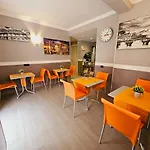Albis Rooms Guest House
